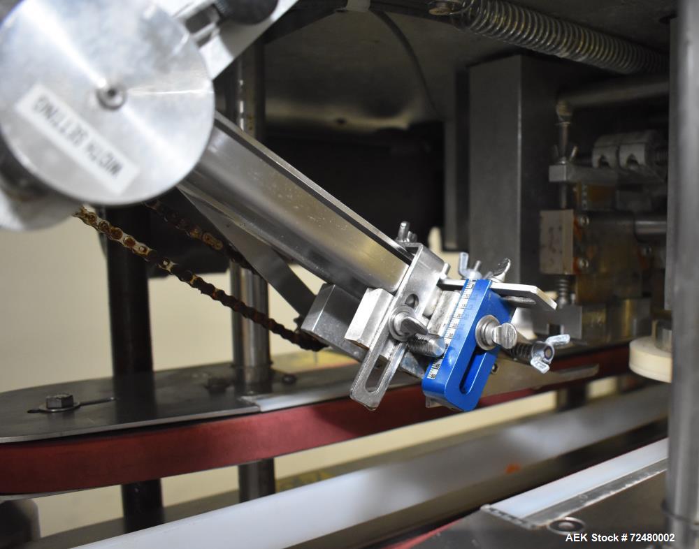 Kaps-All A6 Automatic Inline 6-Spindle Capper